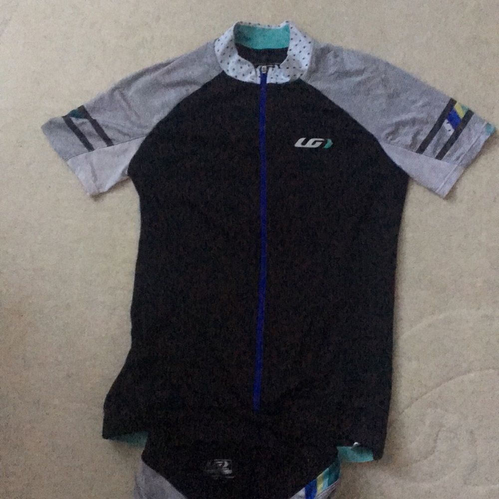 Louis Garneau cycling kit